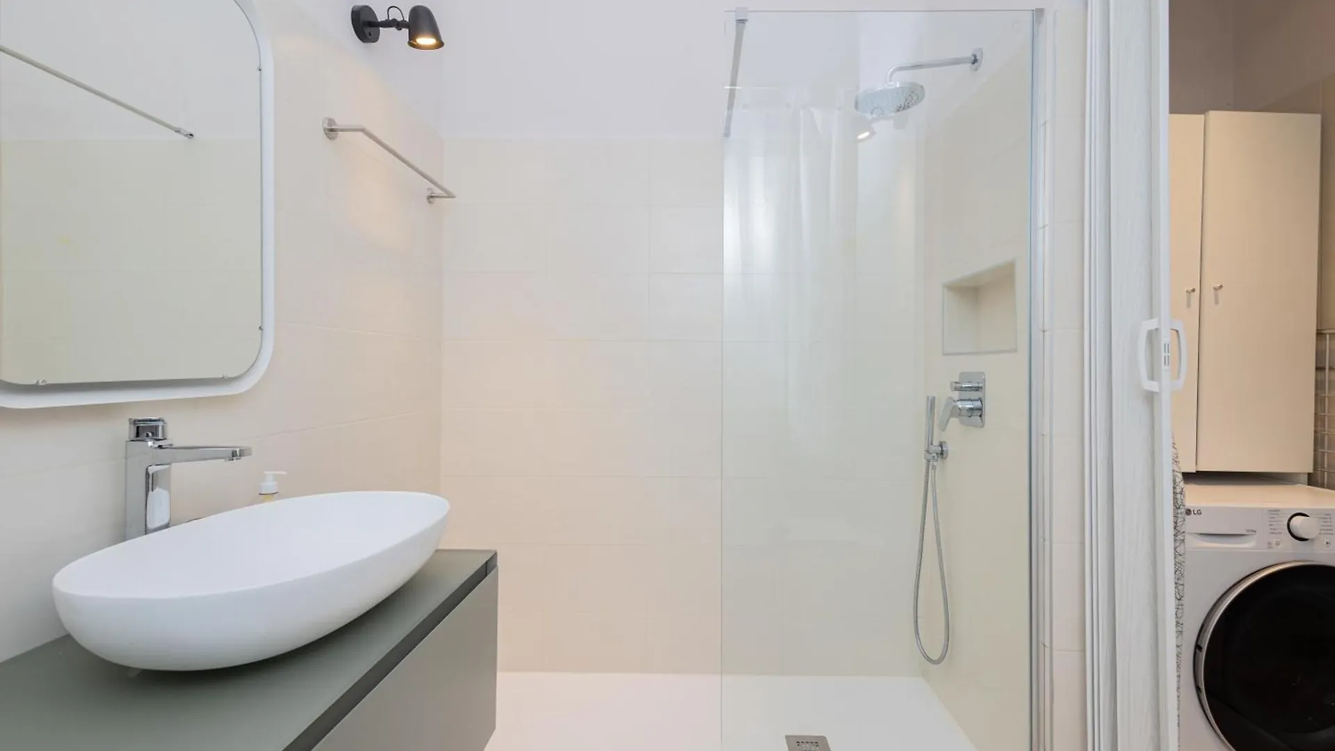 Apartmán La Dimora Degli Artisti - Private Parking Pavia 0*,  Itálie