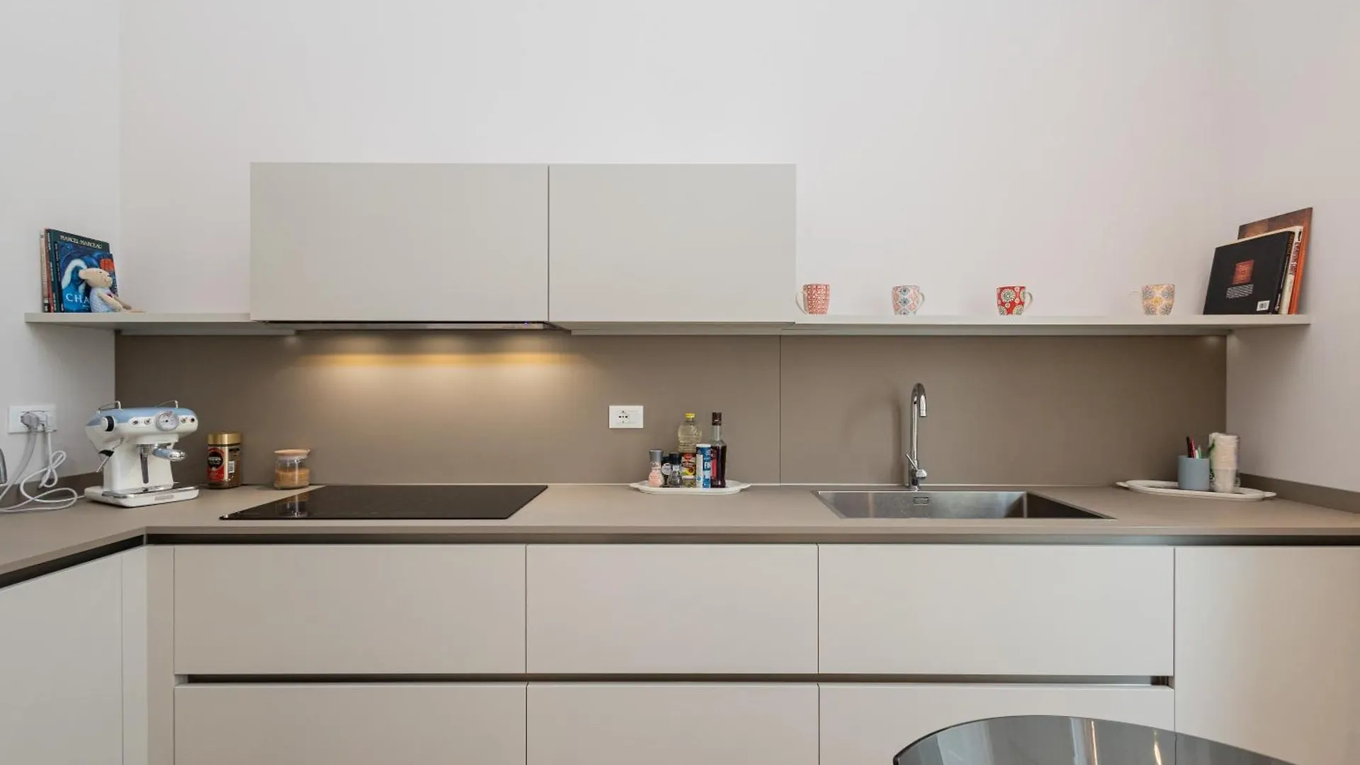 Apartmán La Dimora Degli Artisti - Private Parking Pavia